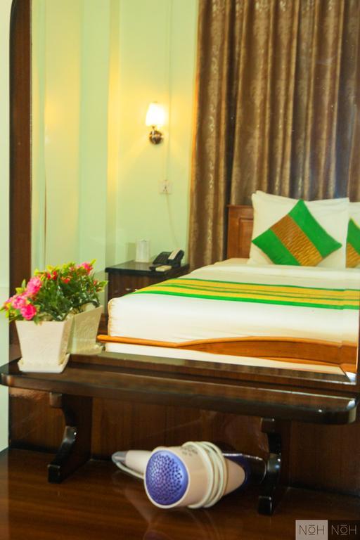 Great Feel Hotel Yangon Bagian luar foto