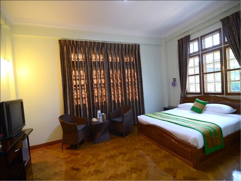 Great Feel Hotel Yangon Bagian luar foto